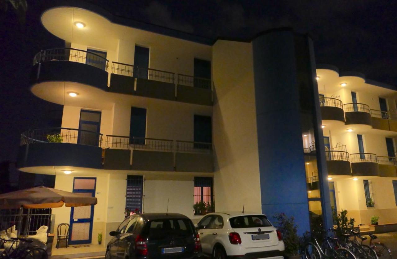 Residence Il Sole Porto Corsini Exterior photo